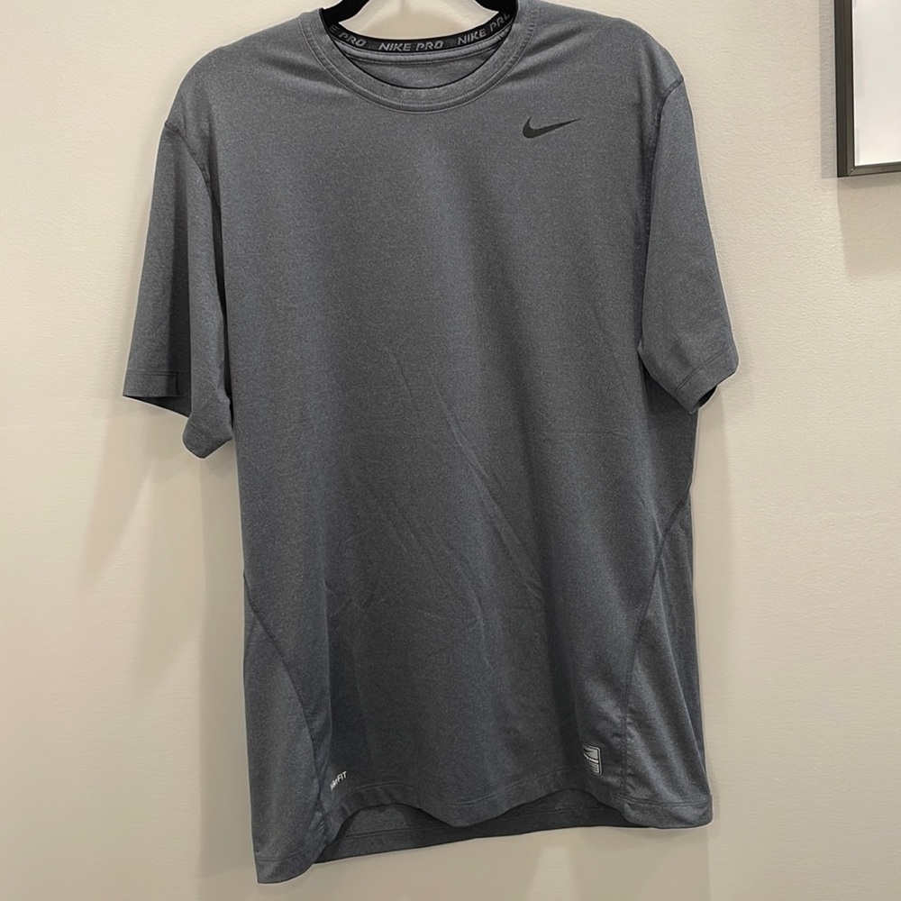 Mens Nike shirt